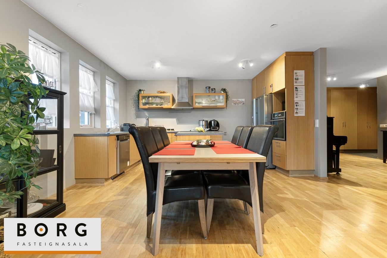 Berjavellir 3, 221 Hafnarfjörður