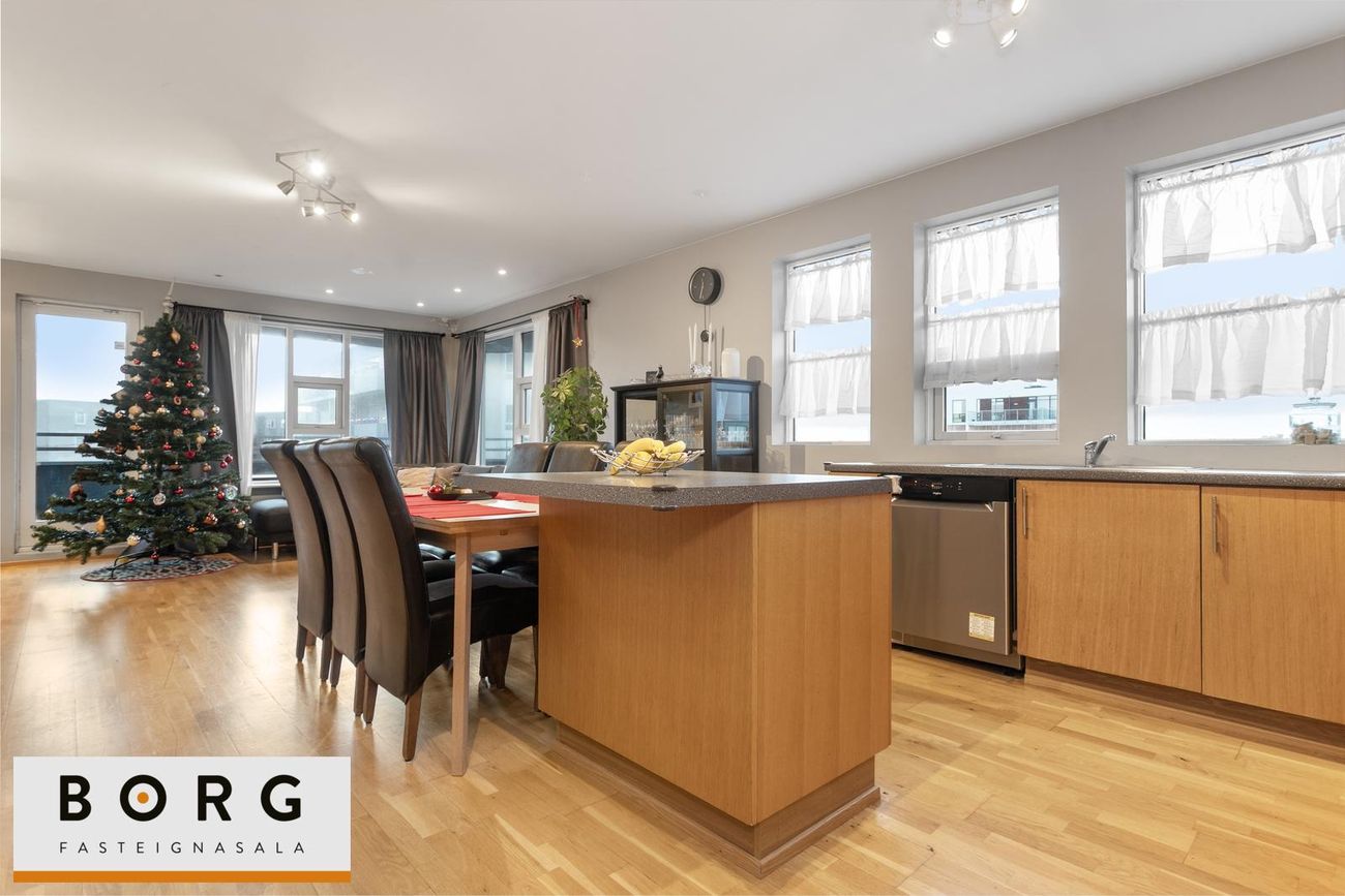 Berjavellir 3, 221 Hafnarfjörður