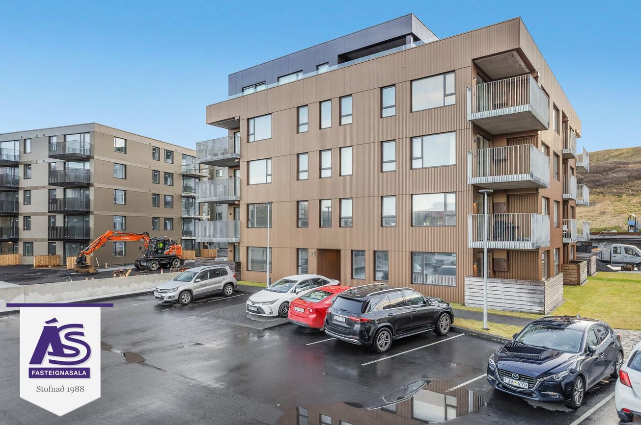 Hringhamar 31, 221 Hafnarfjörður