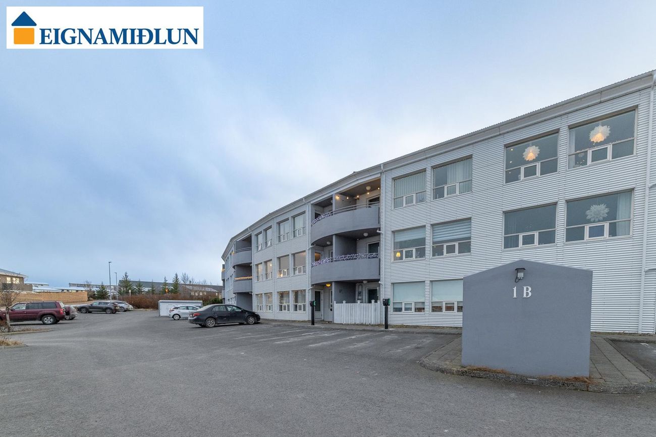 Svöluás 1A, 221 Hafnarfjörður