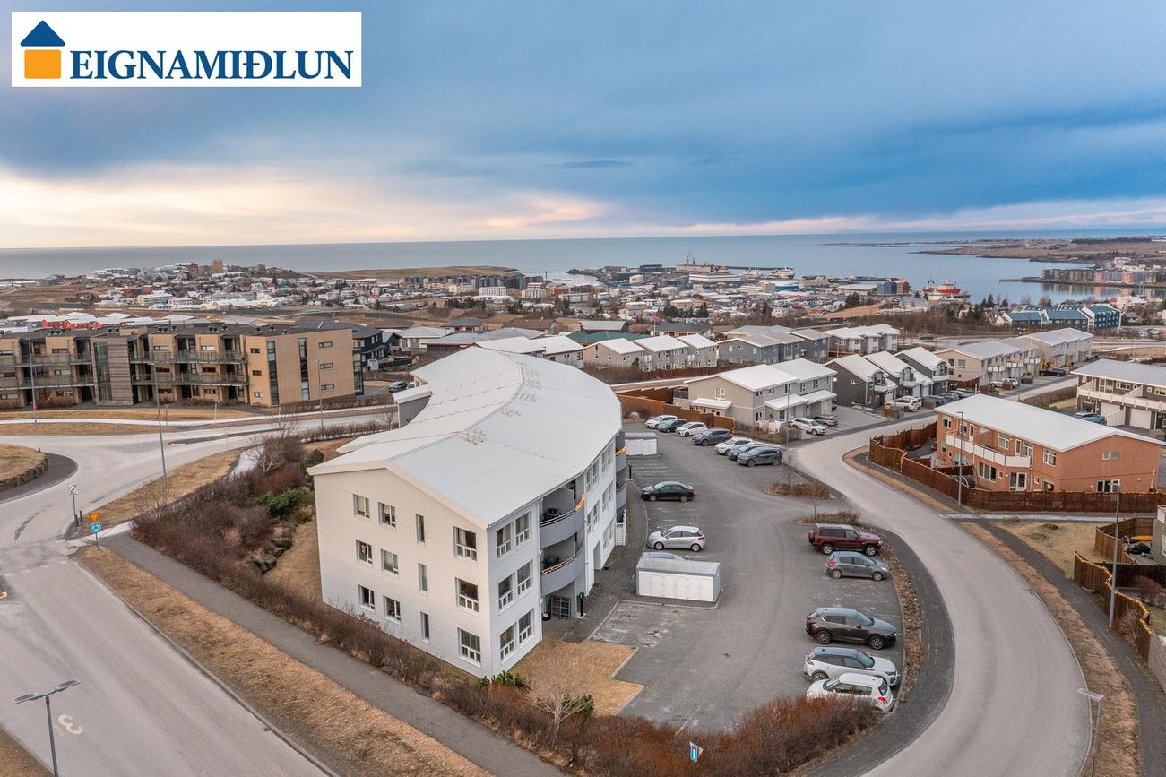 Svöluás 1A, 221 Hafnarfjörður