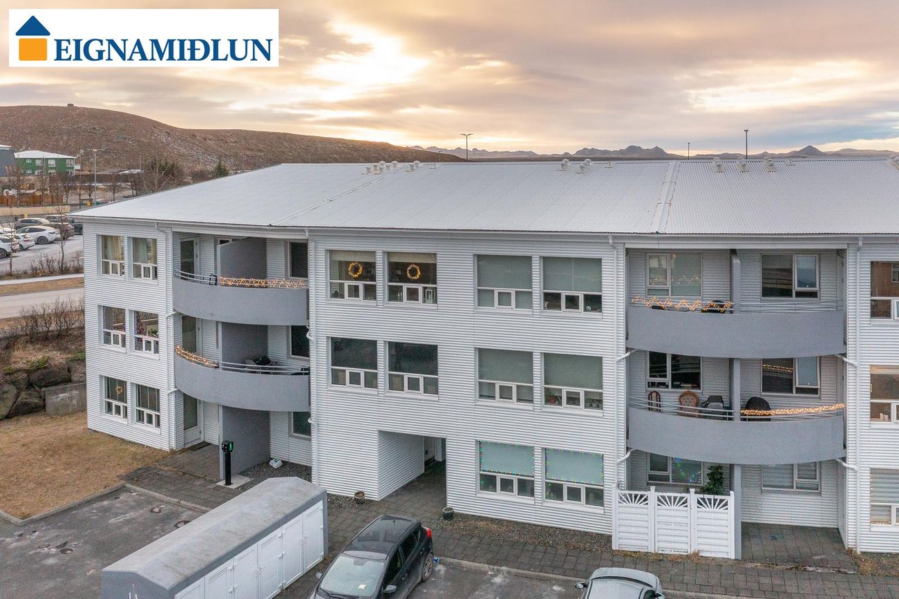 Svöluás 1A, 221 Hafnarfjörður