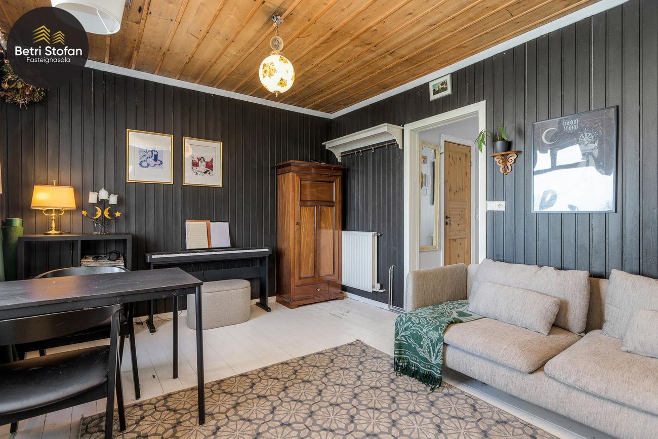 Freyjugata 10 - 0202, 101 Reykjavík