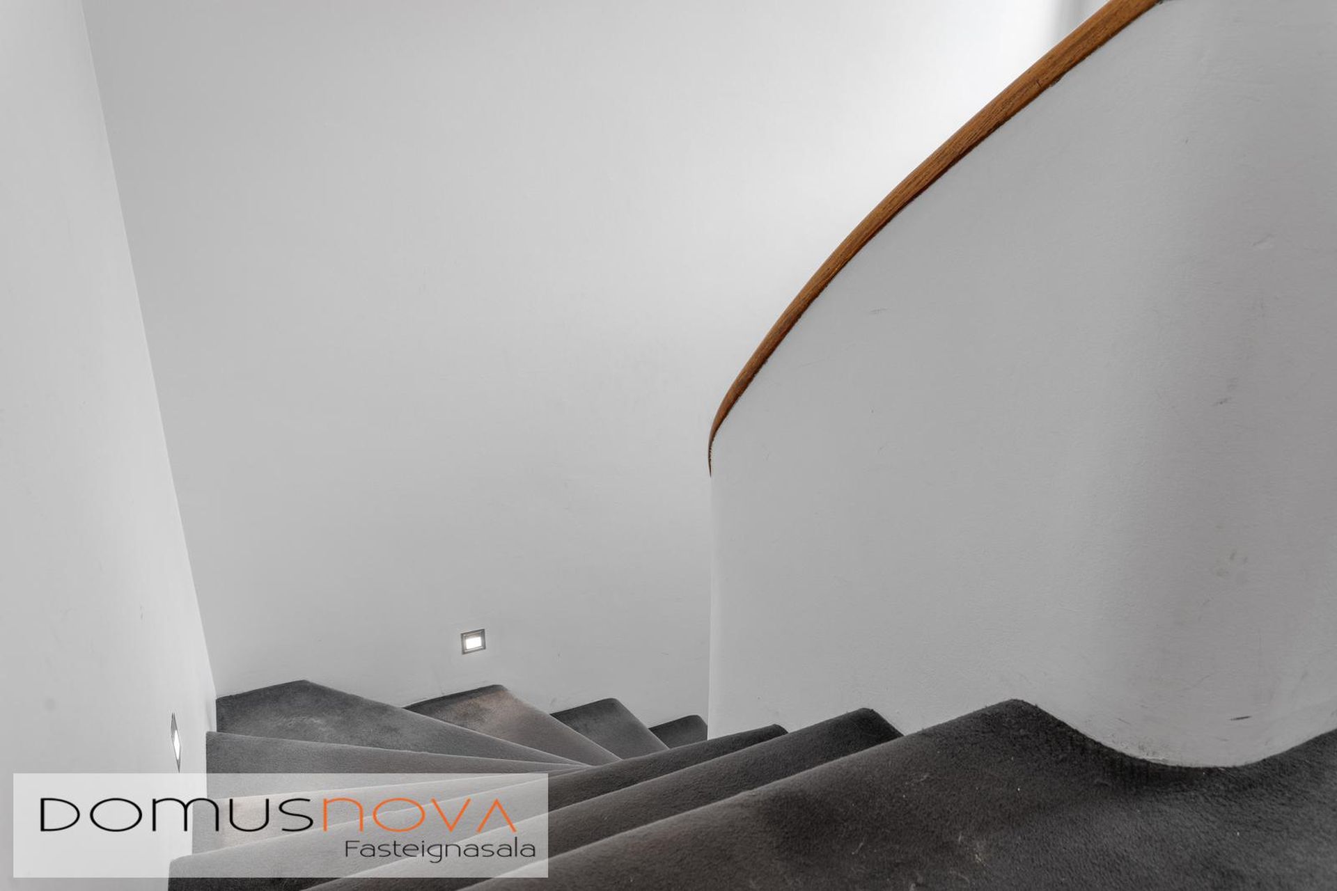 Mávahlíð 41, 105 Reykjavík