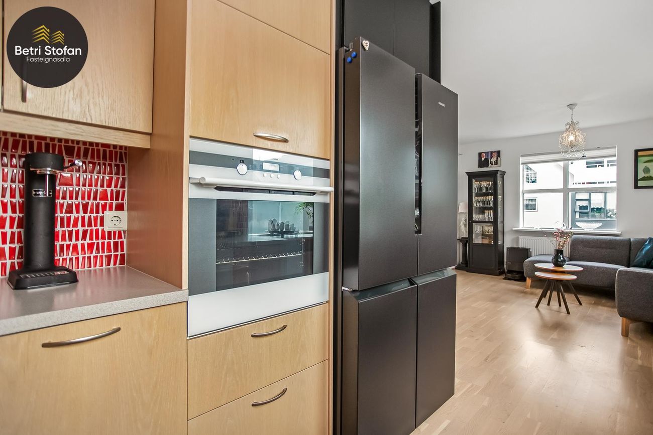 Skúlagata 40, 101 Reykjavík