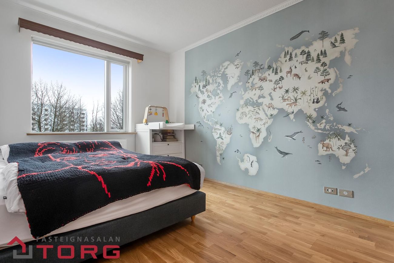 Dúfnahólar 2, 111 Reykjavík