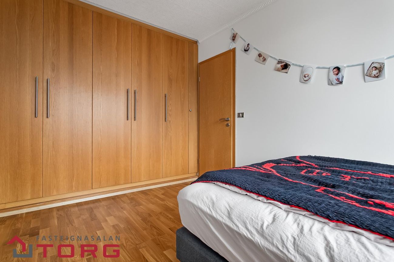 Dúfnahólar 2, 111 Reykjavík