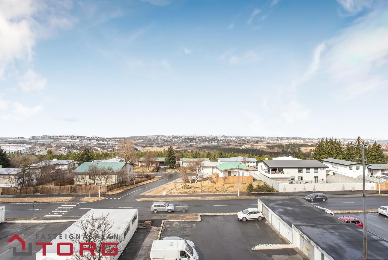 Dúfnahólar 2, 111 Reykjavík