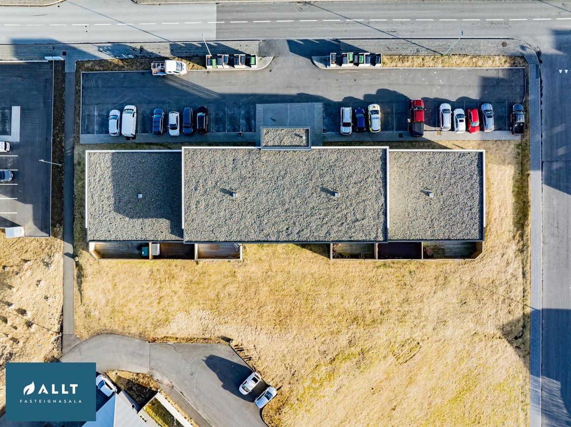 Dalsbraut 4, 260 Reykjanesbær