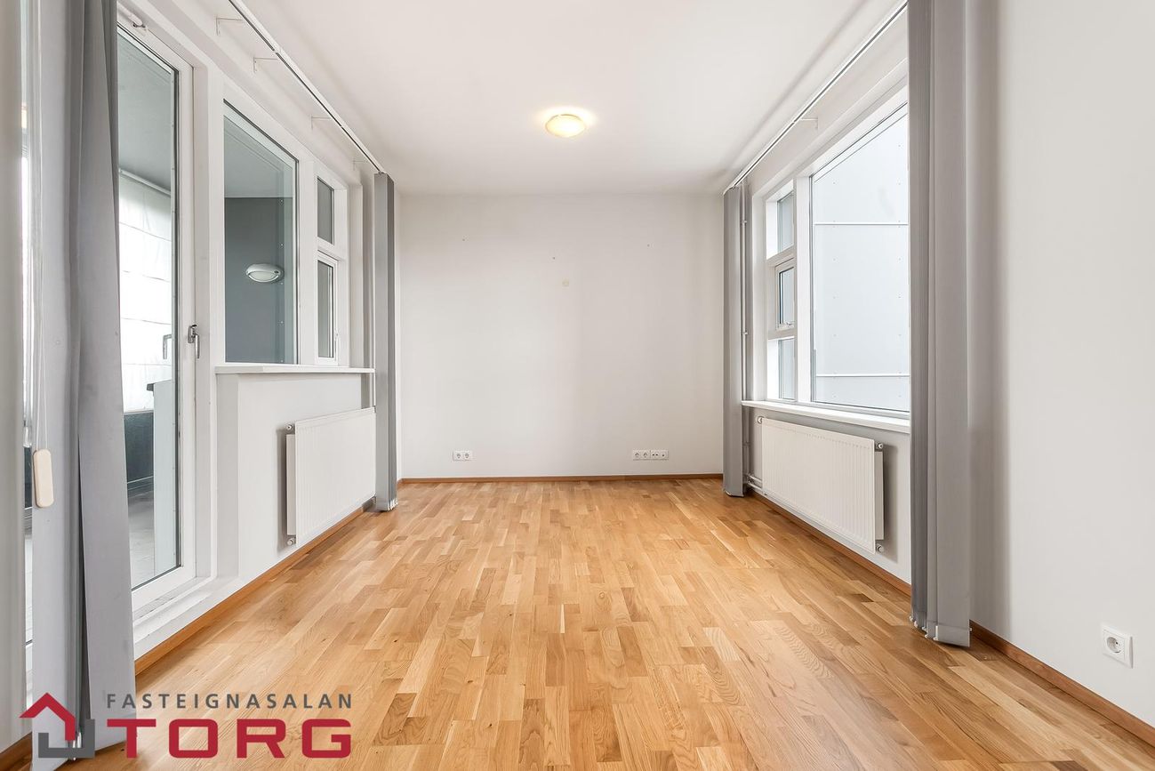 Strikið 10, 210 Garðabær