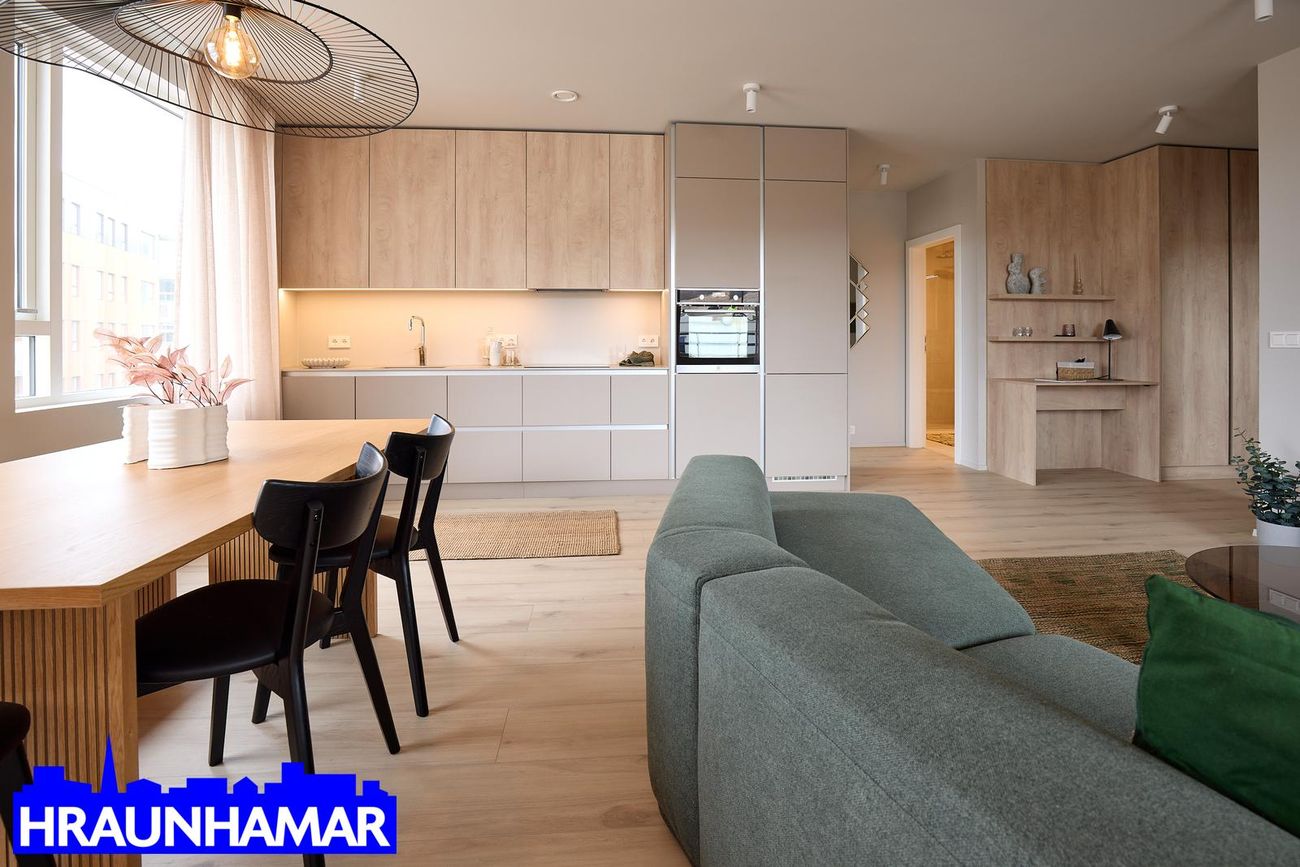 Baughamar 5, 221 Hafnarfjörður