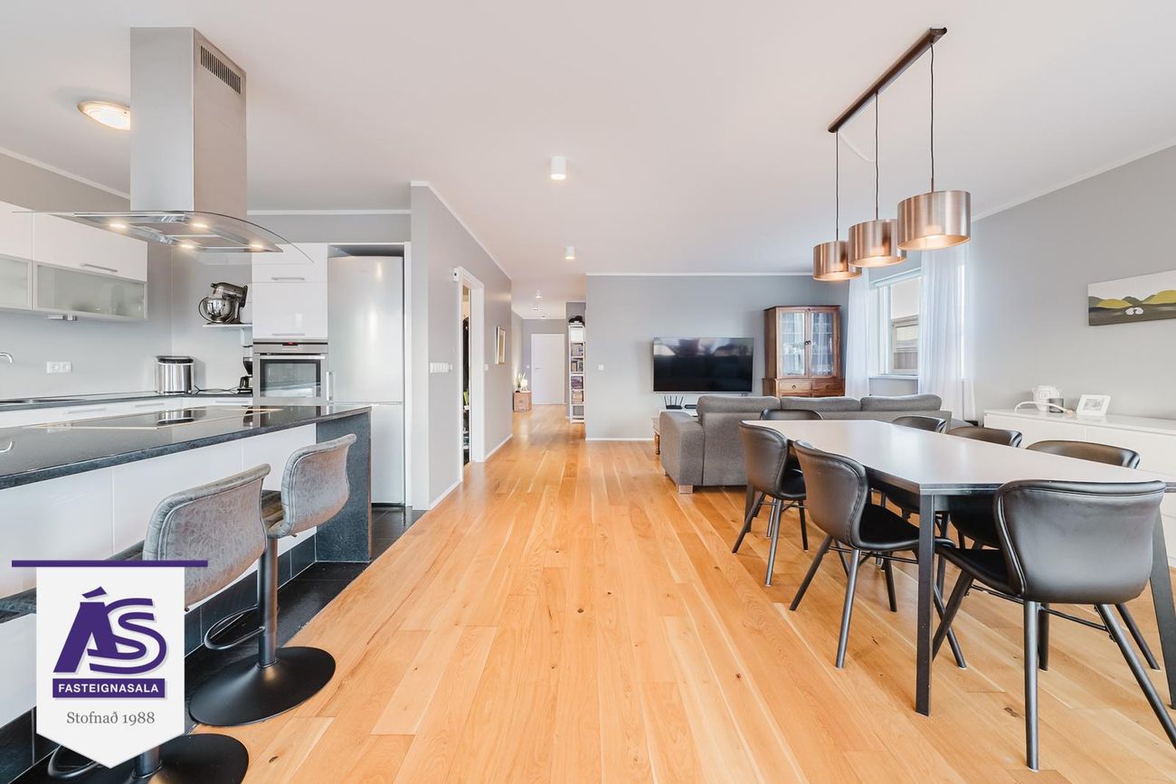 Engjavellir 1 - 0202, 221 Hafnarfjörður