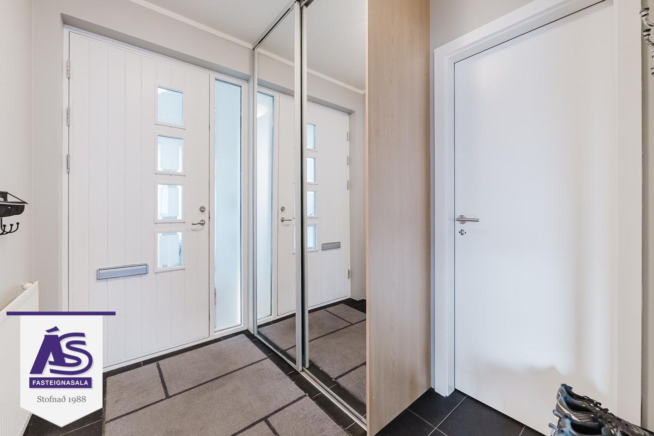 Engjavellir 1 - 0202, 221 Hafnarfjörður