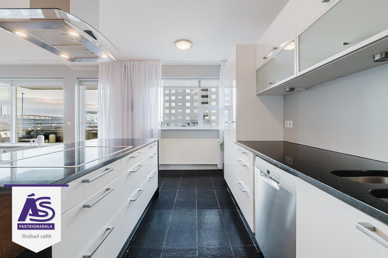 Engjavellir 1 - 0202, 221 Hafnarfjörður