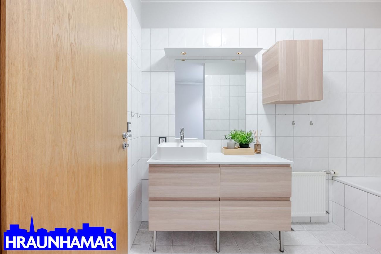 Burknavellir 17A, 221 Hafnarfjörður