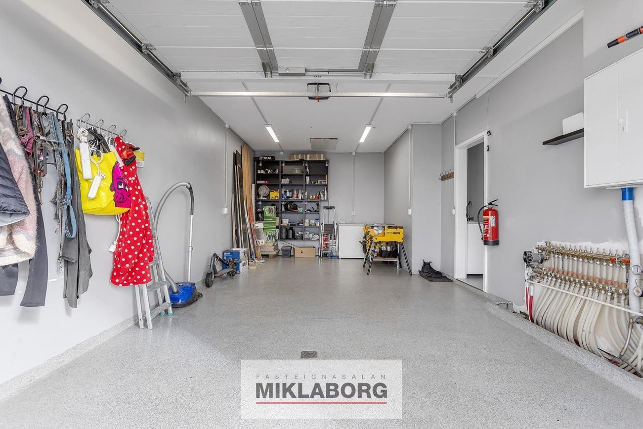 Móhella 10 - 0101, 800 Sveitarfélagið Árborg