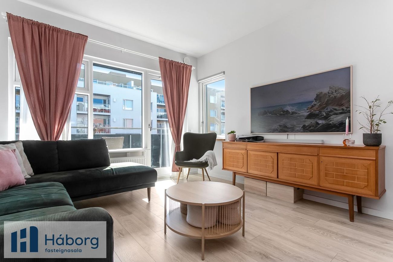Hafnarbraut 11, 200 Kópavogur