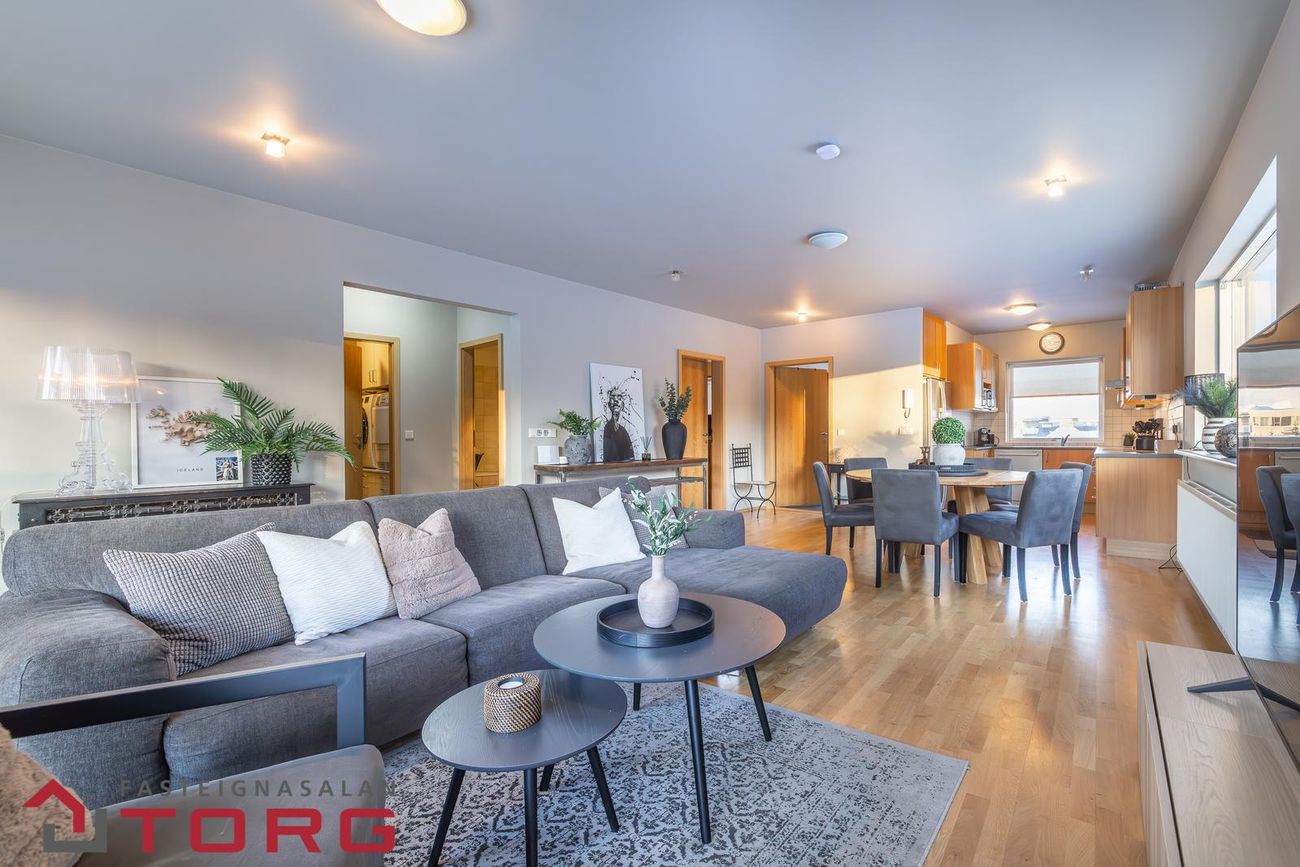 Sandavað 9 - 0201, 110 Reykjavík