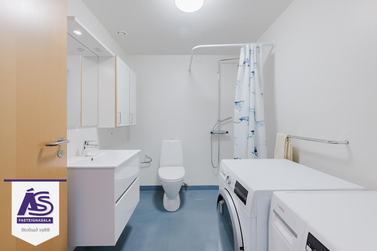 Sólvangsvegur 1 - 0302, 220 Hafnarfjörður