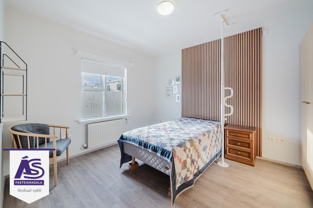 Sólvangsvegur 1 - 0302, 220 Hafnarfjörður