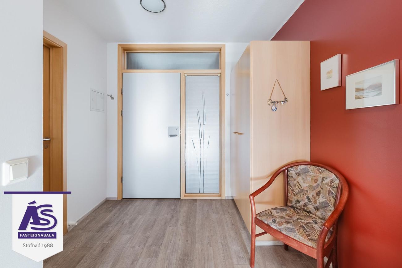 Sólvangsvegur 1 - 0302, 220 Hafnarfjörður