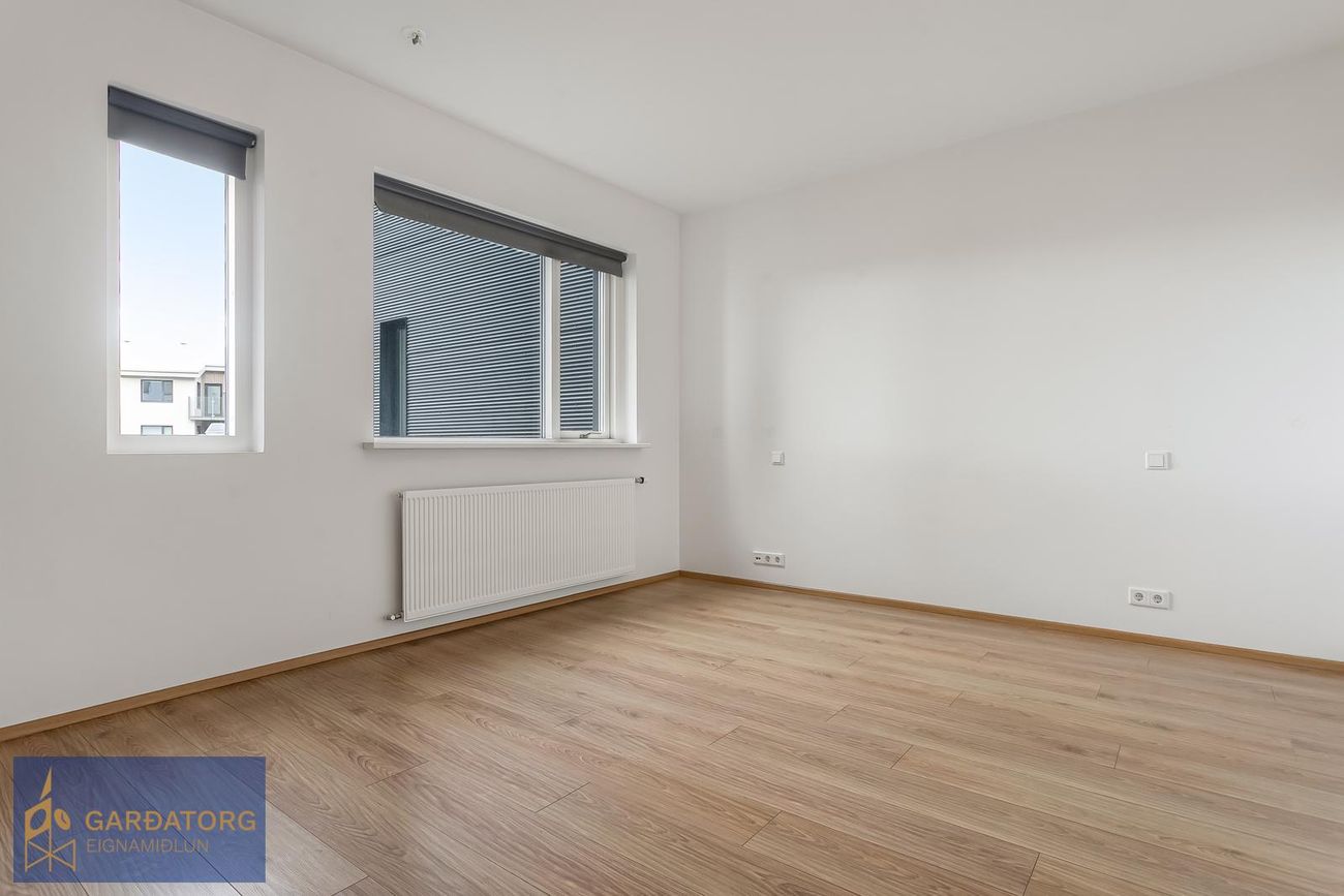 Stakkholt 2B, 105 Reykjavík