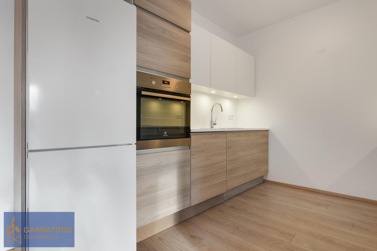 Stakkholt 2B, 105 Reykjavík