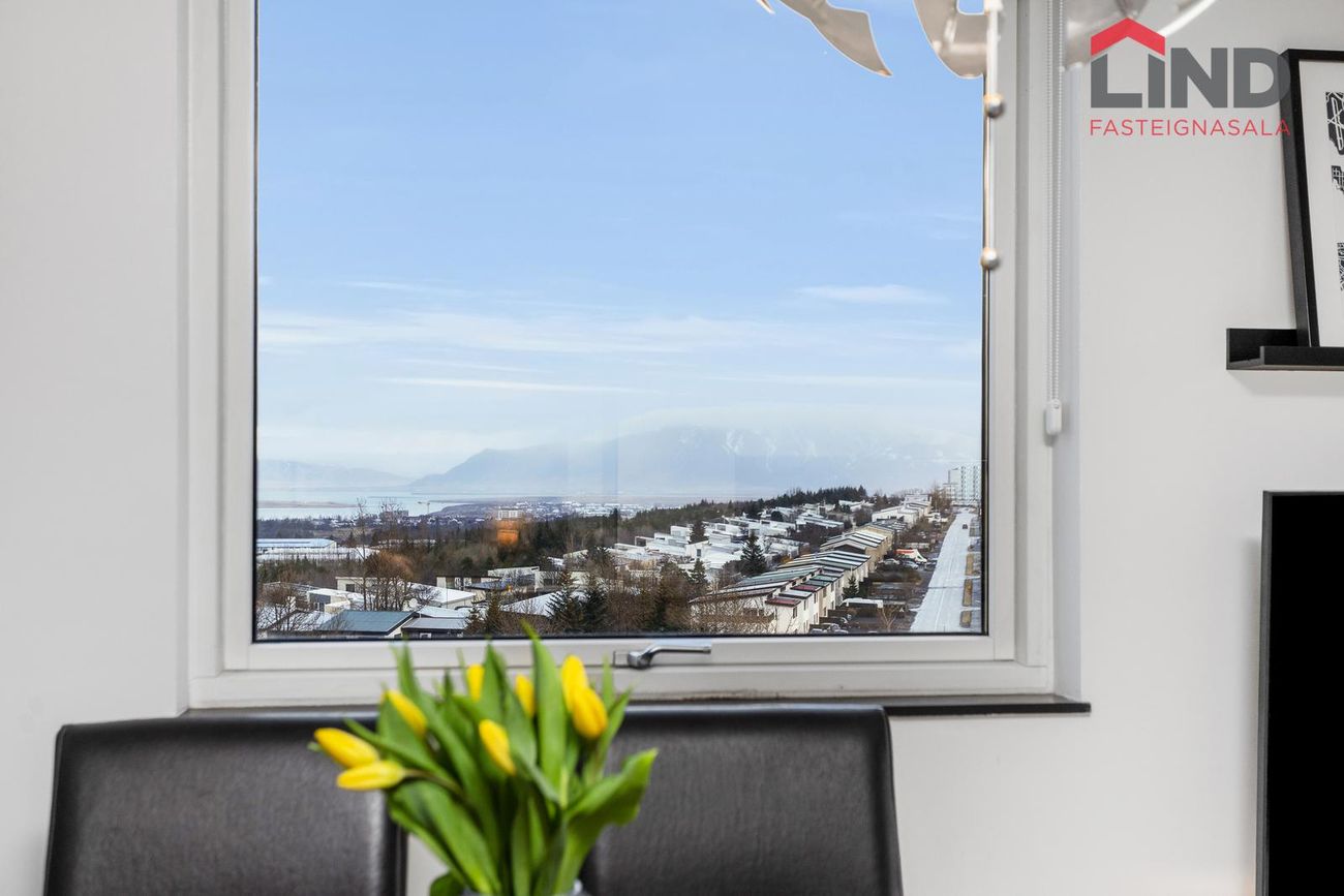 Asparfell 6, 111 Reykjavík
