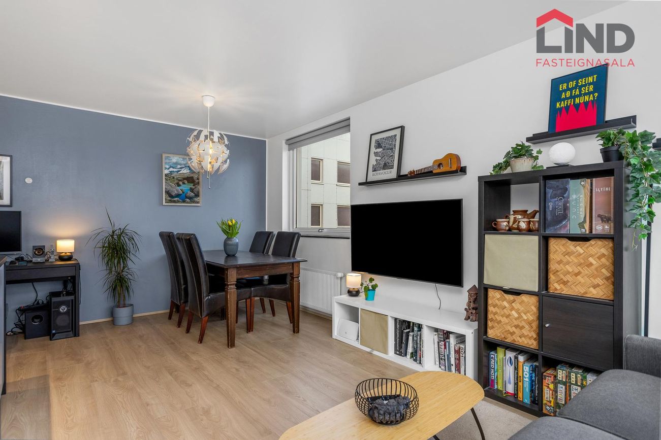 Asparfell 6, 111 Reykjavík