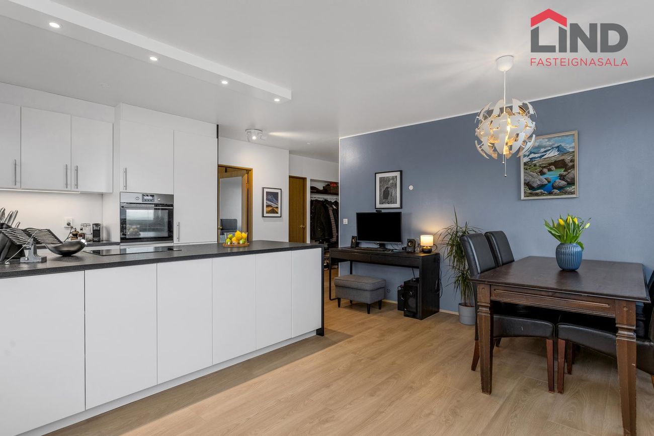 Asparfell 6, 111 Reykjavík