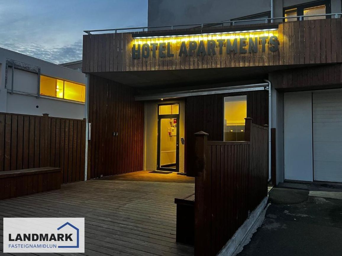 Tryggvabraut 24, 600 Akureyri