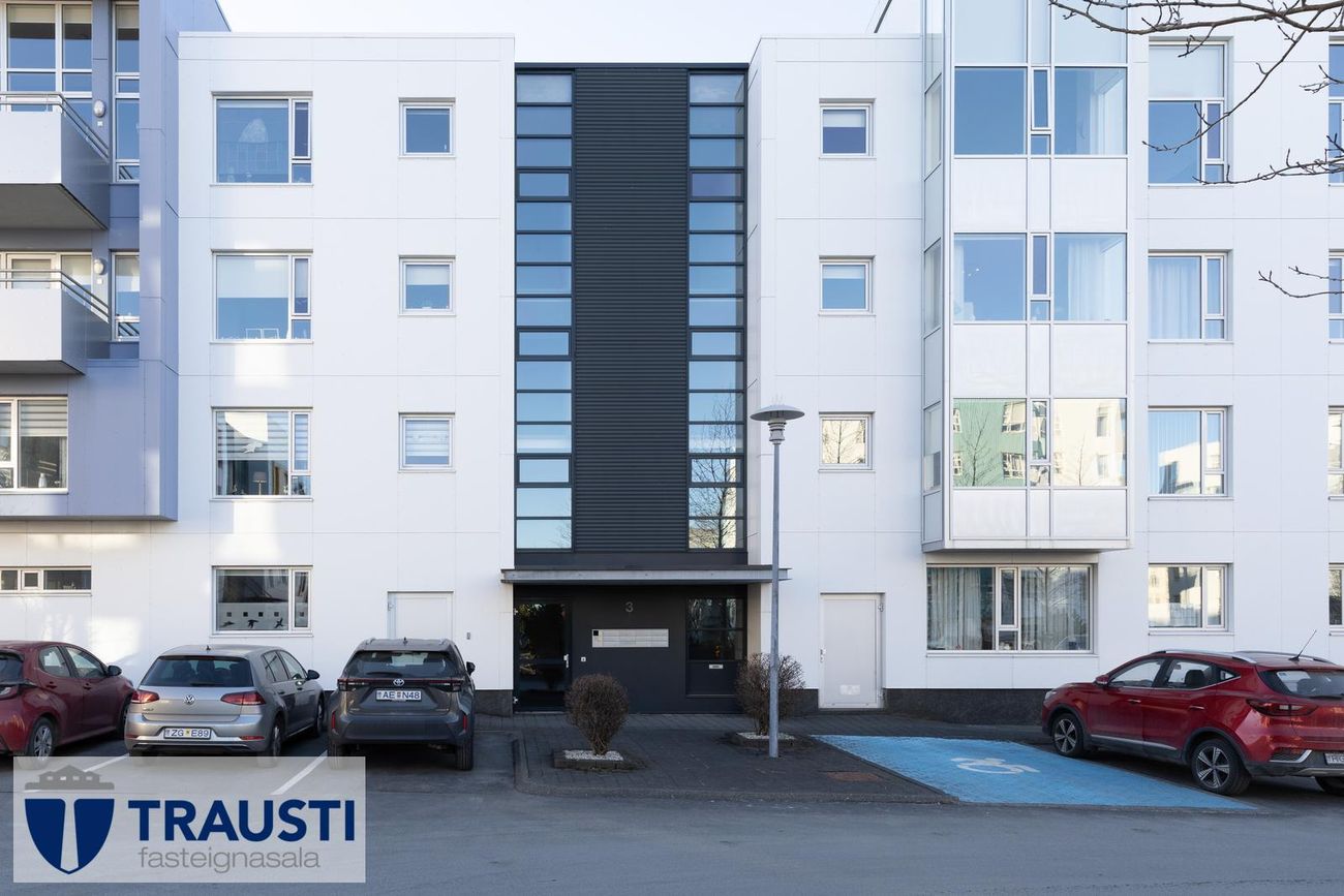 17. Júnítorg 3, 210 Garðabær