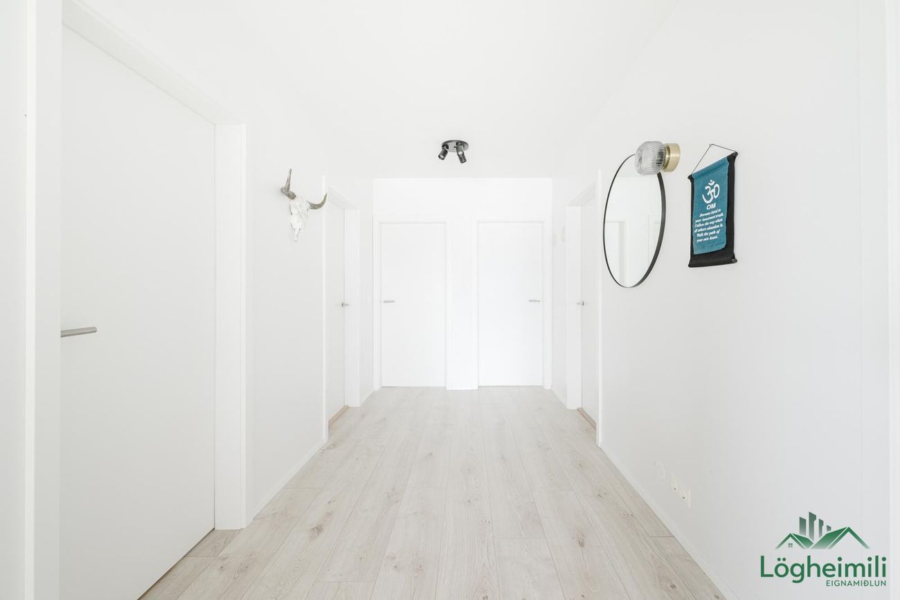 Ljósavík 30, 112 Reykjavík