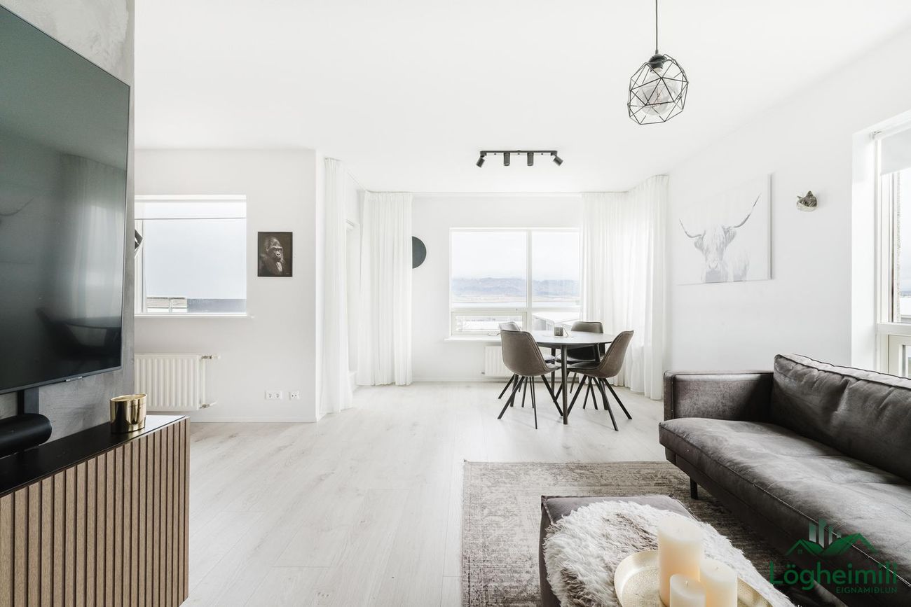 Ljósavík 30, 112 Reykjavík