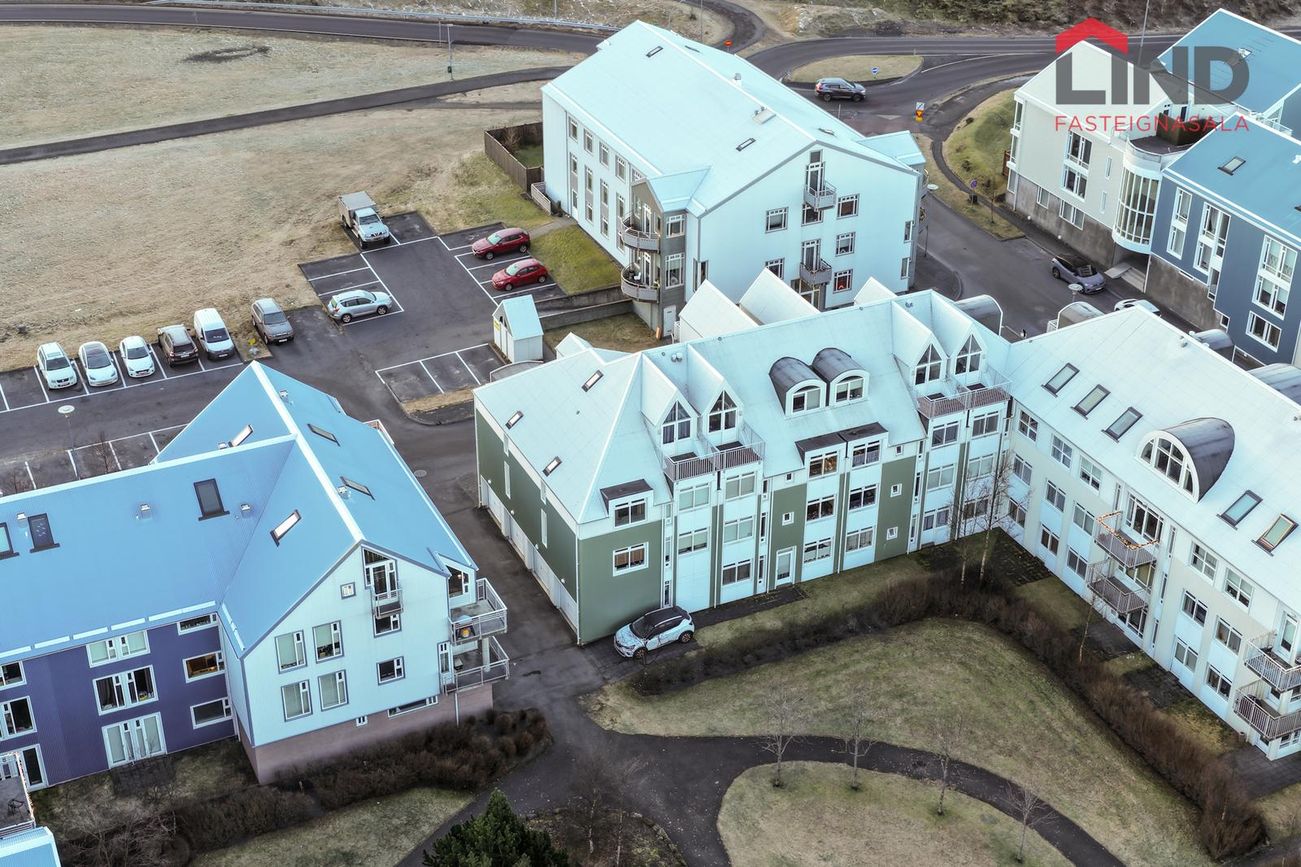 Básbryggja 3, 110 Reykjavík