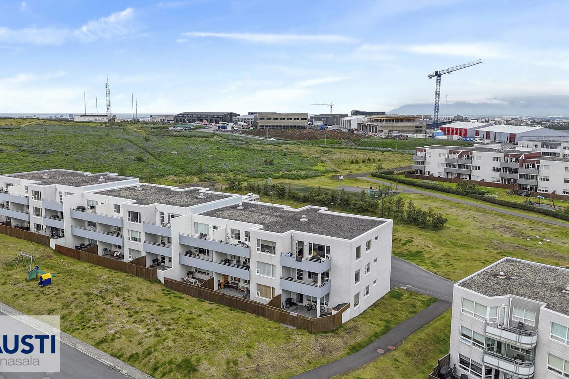 Álfkonuhvarf 43, 203 Kópavogur