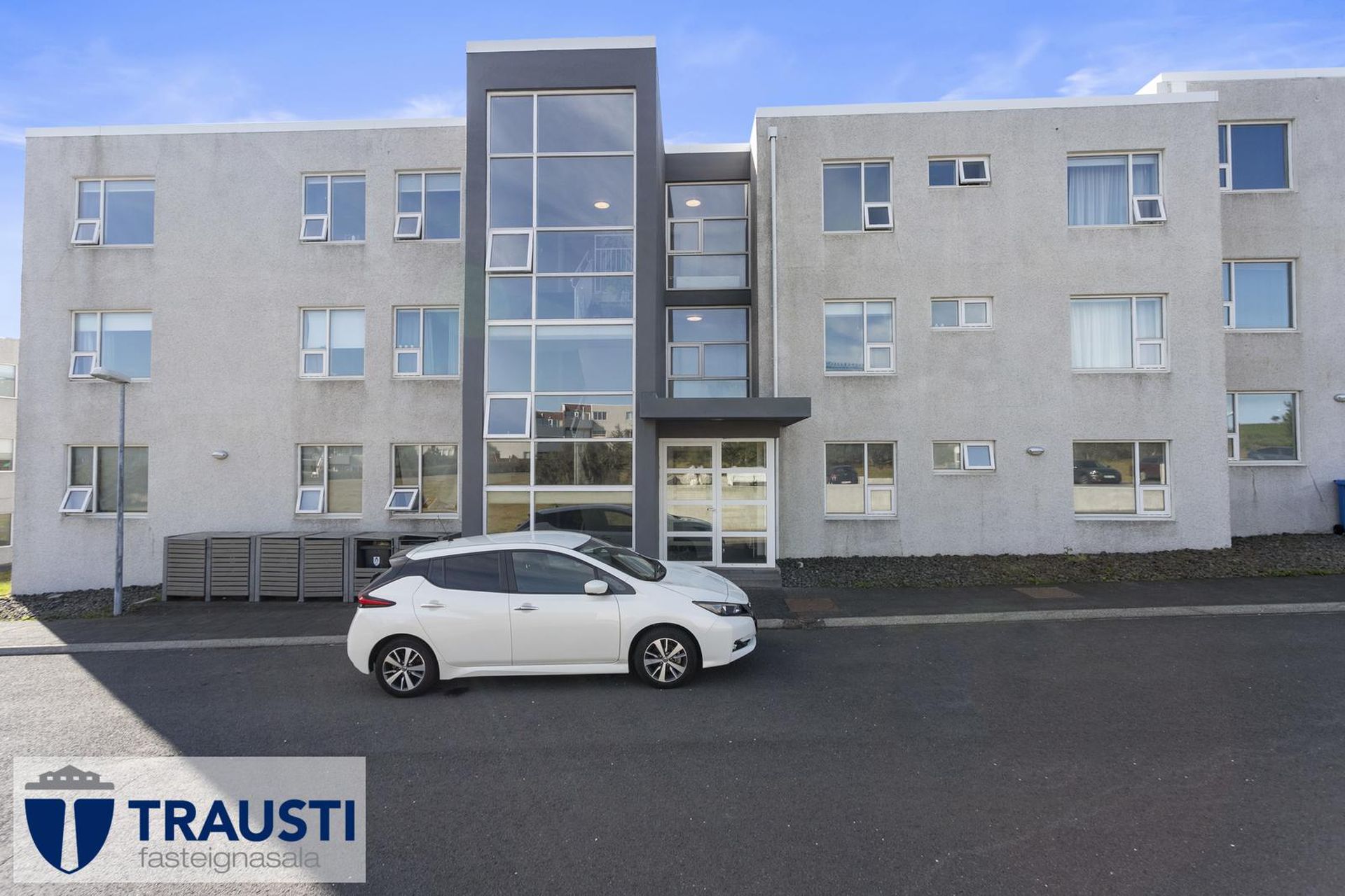 Álfkonuhvarf 43, 203 Kópavogur