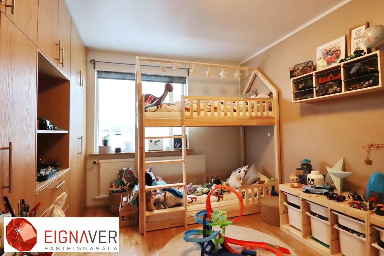 Skarðshlíð 2, 603 Akureyri