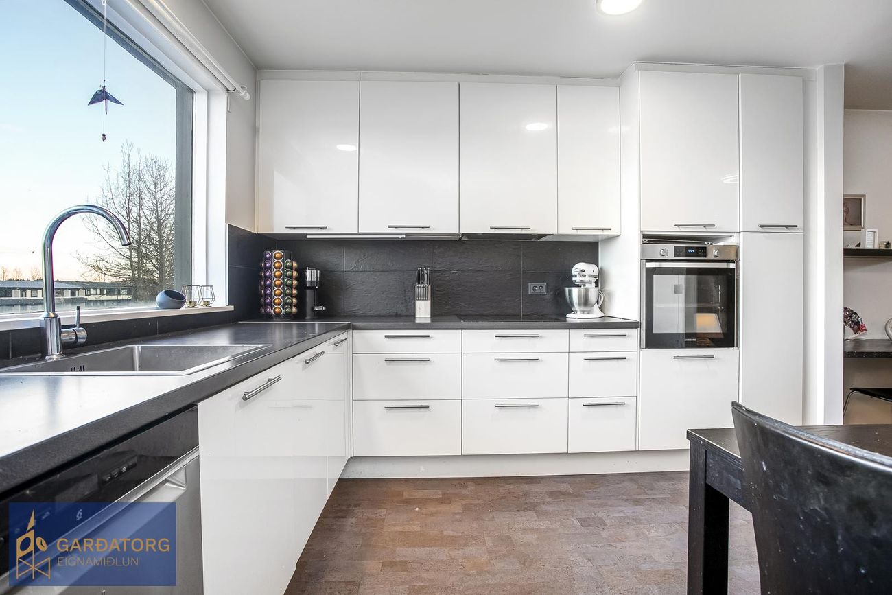 Furugrund 62, 200 Kópavogur