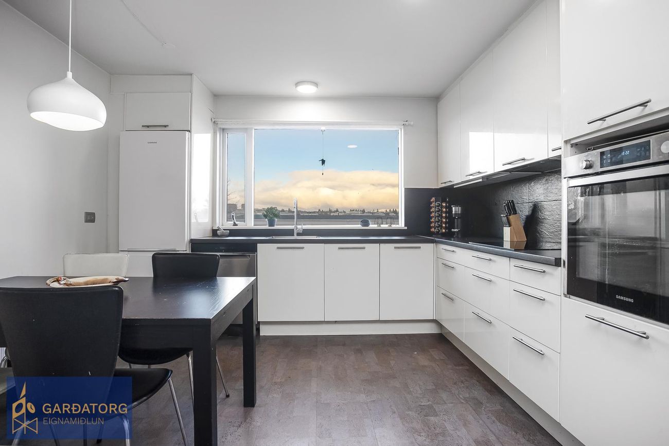 Furugrund 62, 200 Kópavogur