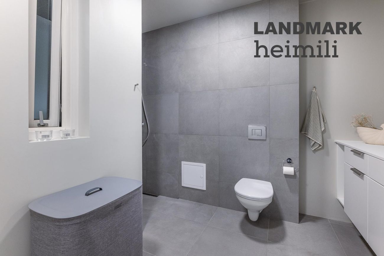 Hafnarbraut 12F - 0111, 200 Kópavogur