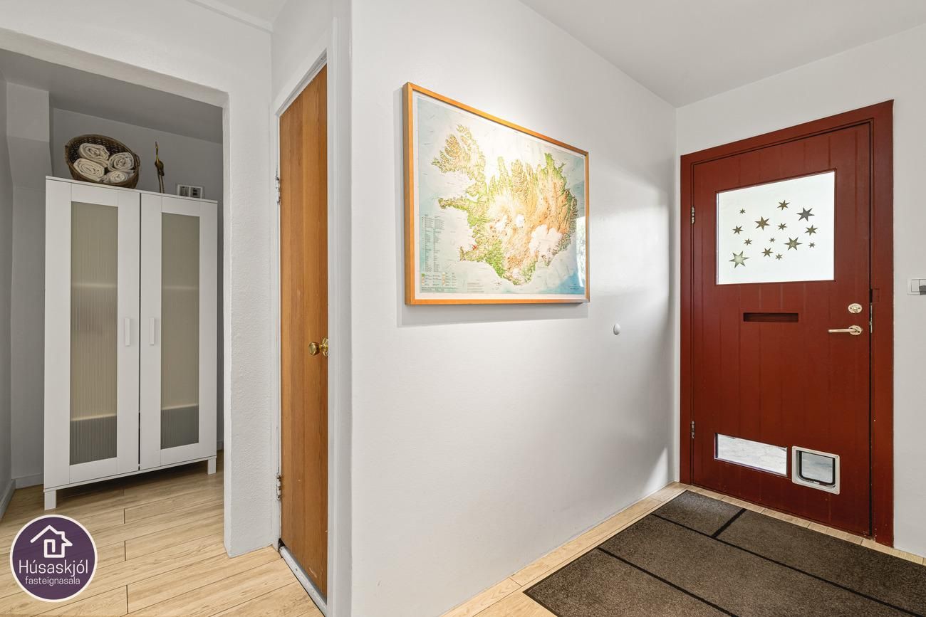 Tunguvegur 1, 108 Reykjavík