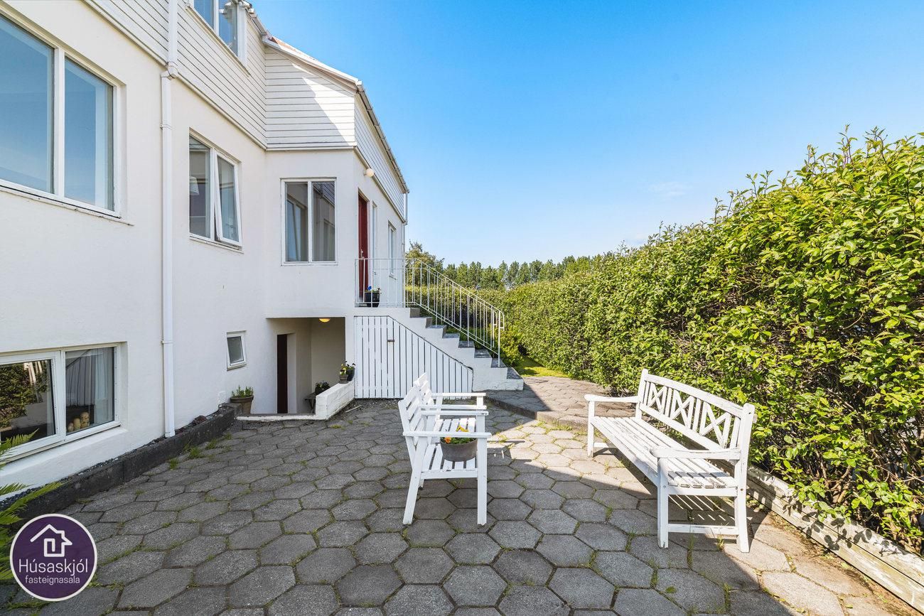 Tunguvegur 1, 108 Reykjavík