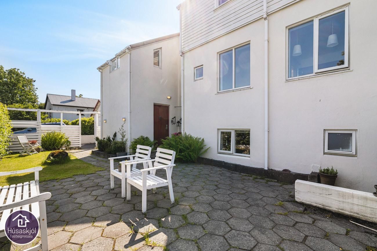 Tunguvegur 1, 108 Reykjavík