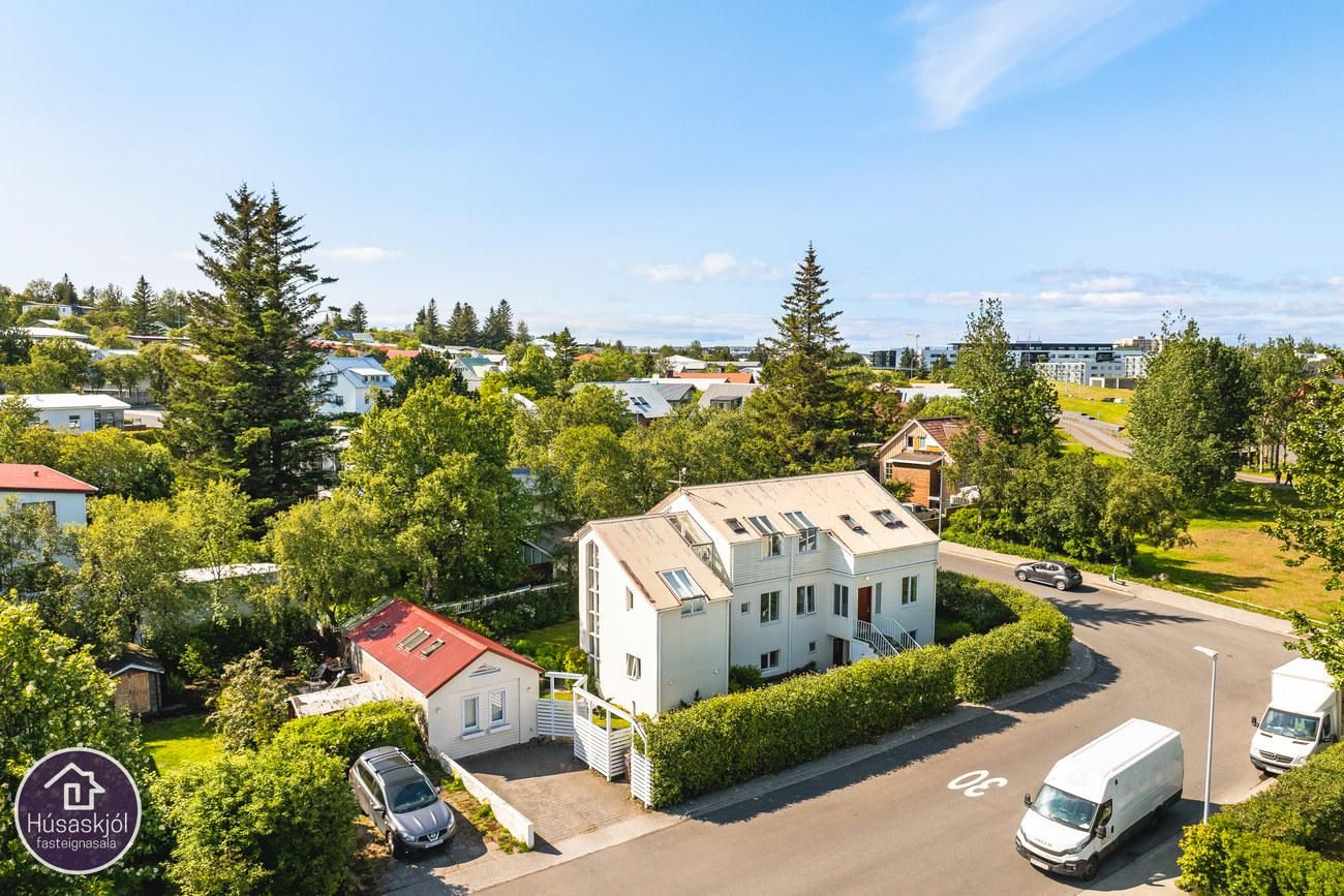 Tunguvegur 1, 108 Reykjavík