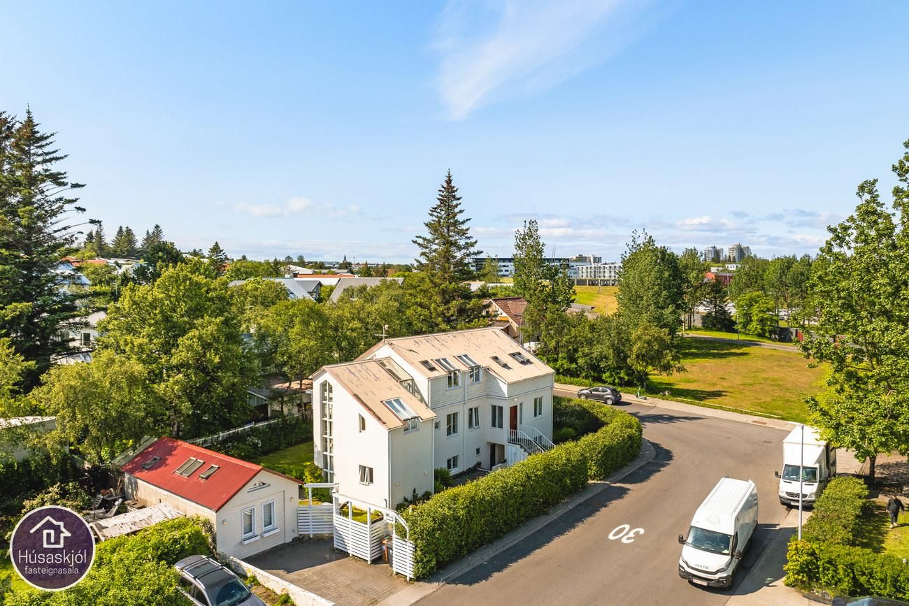 Tunguvegur 1, 108 Reykjavík