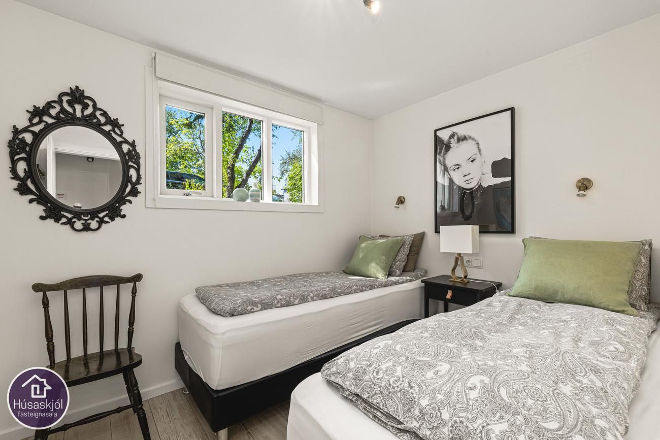 Tunguvegur 1, 108 Reykjavík