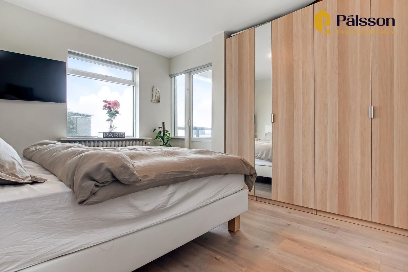 Dalbraut 1, 105 Reykjavík
