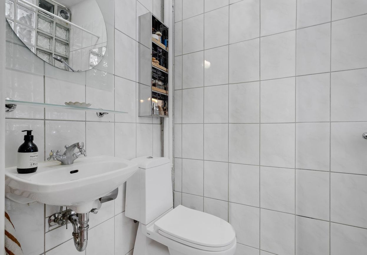 Grundarstígur 2, 101 Reykjavík