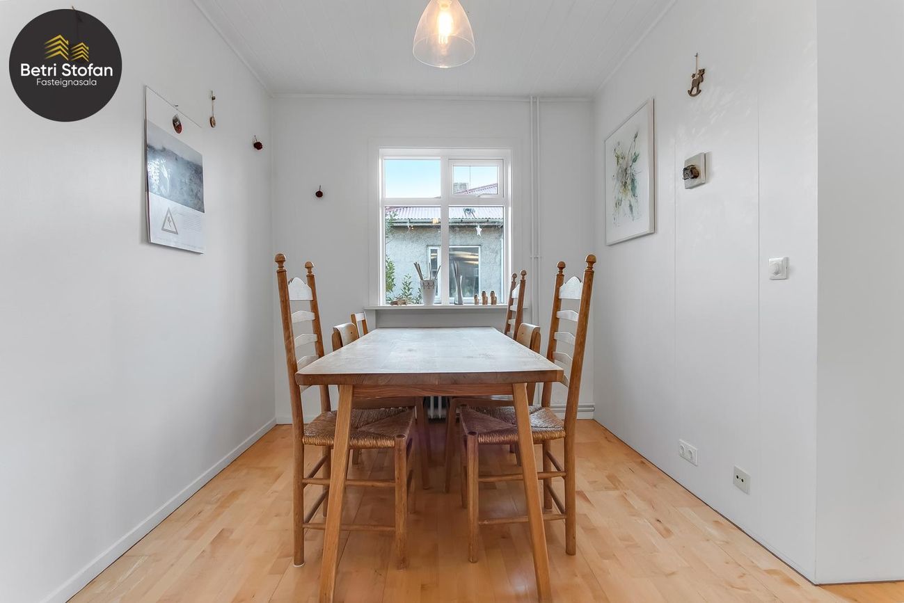 Víðimelur 59, 107 Reykjavík